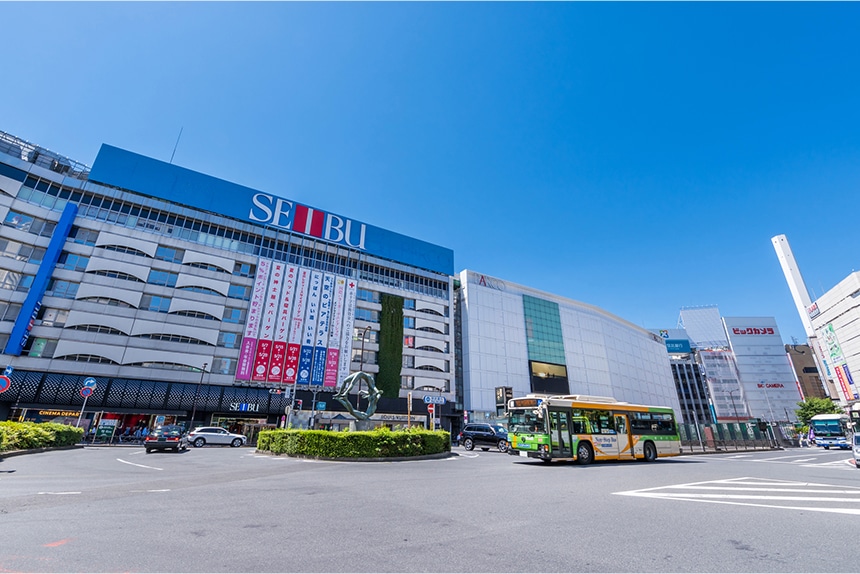 池袋駅東口